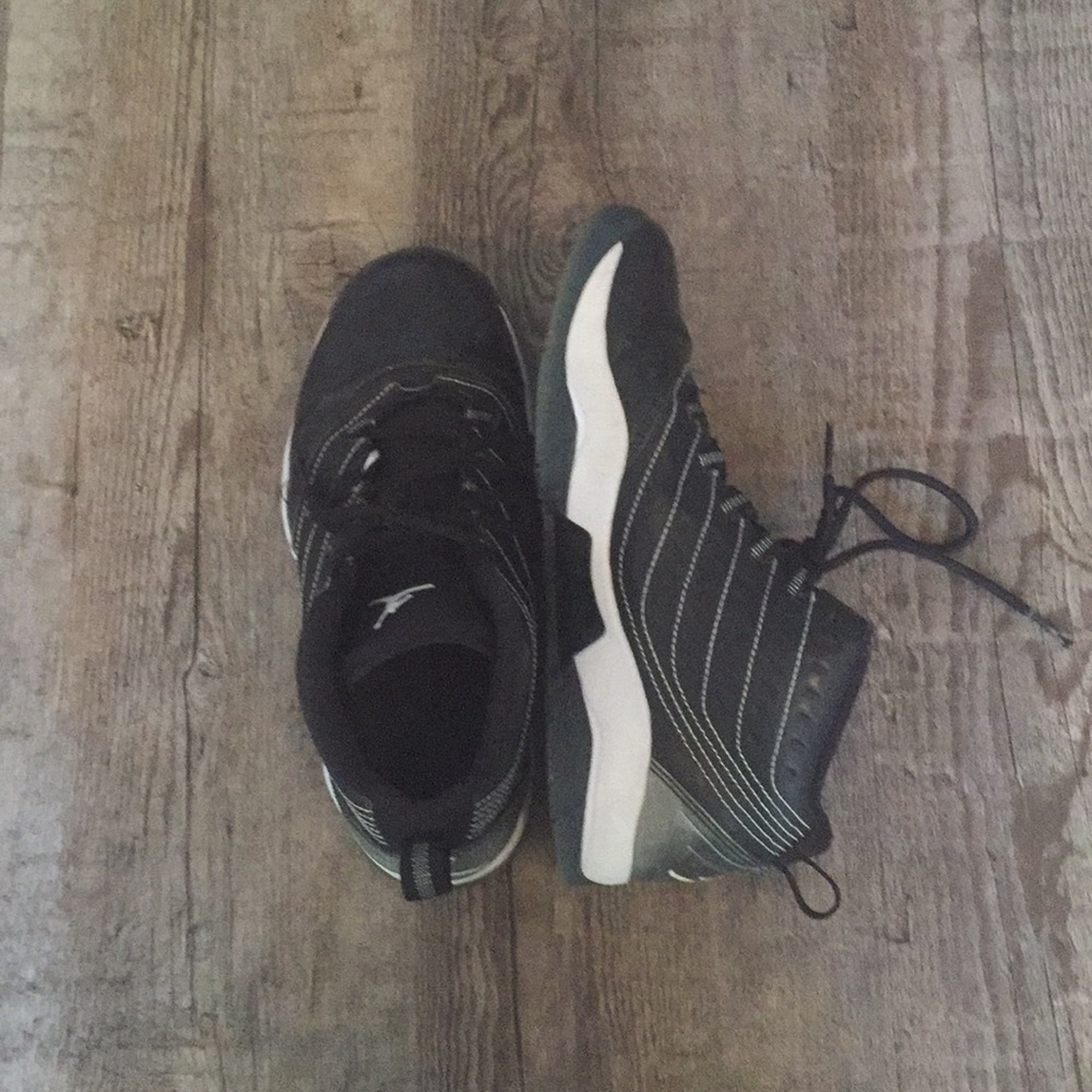 Black, white and gray air Jordan basketball shoes